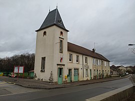 The town hall in Châtenois