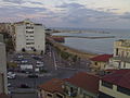 Il lungomare di Crotone con il porto sullo sfondo