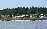 Le lac Nemiscau où il y a des chalets