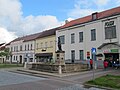 Place de la Fontaine et statue de la déesse Živěna