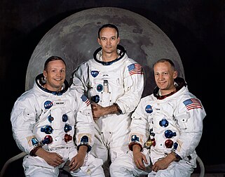 L'équipage d'Apollo 11 : Neil Armstrong, Michael Collins et Buzz Aldrin. (définition réelle 4 200 × 3 300)