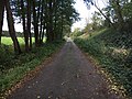 Brammerhäger Damm, Blick Richtung Norden, rechts oben verläuft die A1