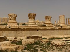 Colonnes du Temple de Nabû à Palmyre.