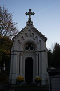 La chapelle familiale au cimetière du Nord