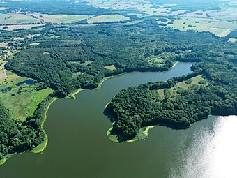 The eastern bay, also known as Zatoka Drela. The Stańkowo Peninsula is on the right