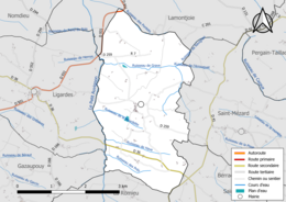 Carte en couleur présentant le réseau hydrographique de la commune