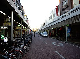 江戸川台駅前商店街（江戸川台東二丁目）