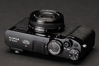 Fujifilm X100V