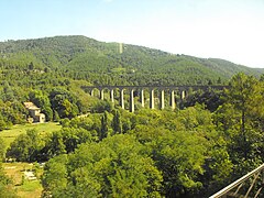 Chamboverne, à gauche du viaduc