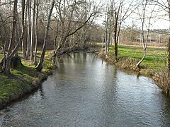 La Nizonne en limite de La Rochebeaucourt-et-Argentine (Dordogne) et Combiers (Charente).