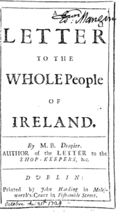 Un document se lit comme suit : « Lettre à l'ensemble du peuple irlandais ». En bas, on retrouve la même signature et la même imprimerie qu'auparavant.