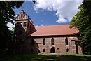 Heilig-Geist-Kirche, Kirchhof mit Grabmal Bein und einstigem Leichenhaus, Pfarrhaus mit straßenseitiger Einfriedung sowie Kantorhaus mit Wirtschaftsgebäude