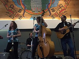 Tofino Whalefest 2017: Dinah D (upright Bass), Phil Wipper (drums), Jocelyn Hallett (horns) Aaron Cadwaladr (guitar)