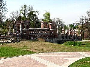 Camino al puente Figurny