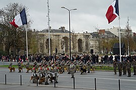 Le 11 novembre avec ses nouveaux lampadaires.