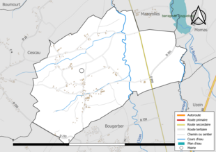 Carte en couleur présentant le réseau hydrographique de la commune