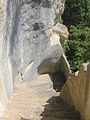 Escalier dérobé (protohistorique), un des deux accès au sommet du rocher