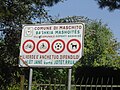 Bilingual sign in Albanian and Italian in Maschito, Basilicata