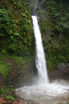 Catarata-de-la-paz-Varablanca.JPG