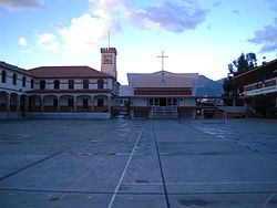 Colegio Salesiano Santa Rosa Huancayo Peru