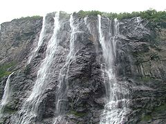 Vattenfallet De sju systrarna i Geirangerfjorden