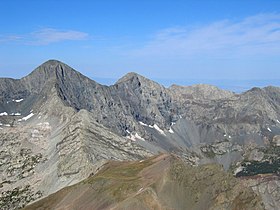 Vue du pic Blanca, à gauche, et de la pointe Ellingwood, au centre, depuis le mont Lindsey à l'ouest.