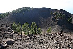 Vue du cratère du Volcán de la Deseada.