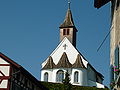 L'église paroissiale catholique.