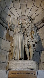 Statues par Pierre Potet (1850), crypte du Sacré-Cœur de Montmartre à Paris.