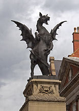 テンプルバーの1849年オリジナルのドラゴン像