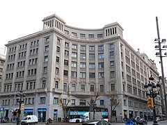 Edificio de Fomento del Trabajo Nacional (1931-1936), de Adolf Florensa y Josep Goday.