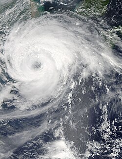 8月7日，正處最高強度、即將登陸華東的強颱風海葵