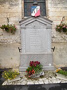 Le monument aux morts.