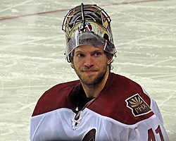 Mike Smith Coyotes2.jpg