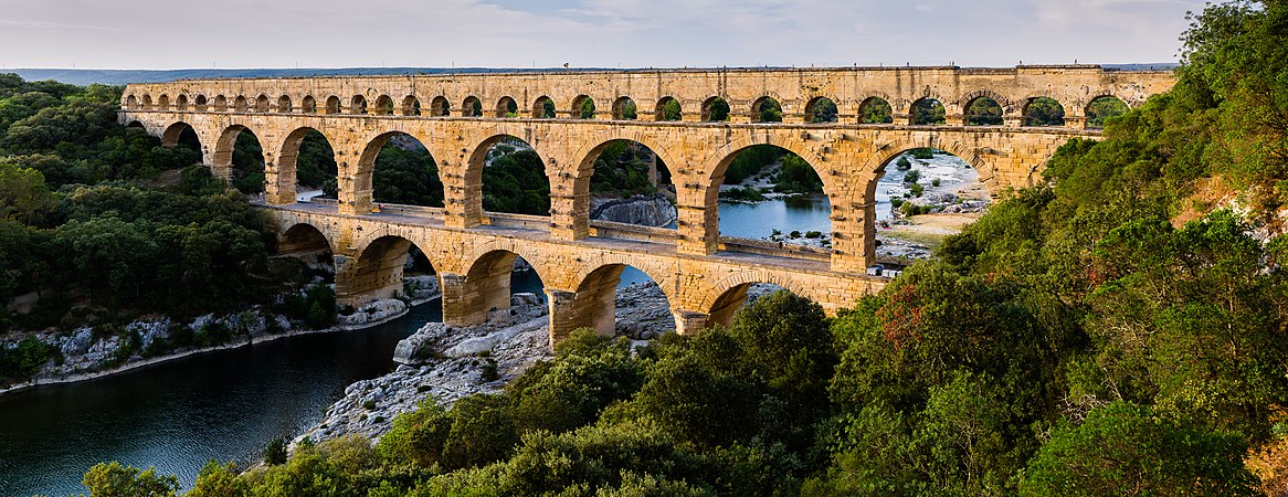 Pont du Gard, by Benh Lieu Song
