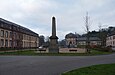 Place Charles Thumann avec le second château à gauche.