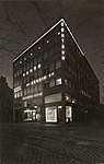 Det nybyggda HD-huset i ursprungligt utförande med neonskyltning på 1930-talet.