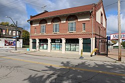 the front of the museum as seen from Lexington Avenue