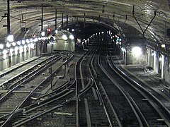 L'accès à l'atelier à gauche, au nord de la station Porte de Versailles.