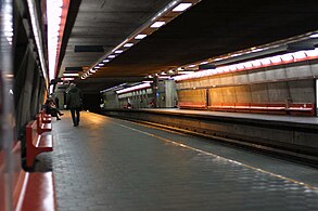 Vendôme Station platform
