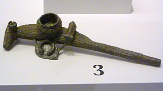 Votive sacrificial bronze, with a cauldron and a torc, Museo de Pontevedra (Galicia)