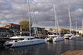 Catamarans de tourisme, du bassin des chalutiers.