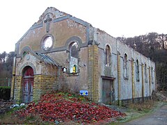 Ruines de l'ancienne église à Moulaine.