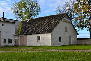 Каретник-конюшня