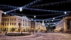 Image illustrative de l’article Place de l'hôtel de ville de Tartu