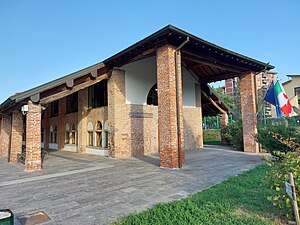 Chiesa Rossa public library