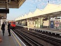 Putney Bridge underground station platforms (September 2006)