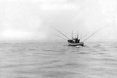 Fishing vessel trolling for tuna in the Atlantic