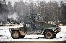 M2HB на HMMWV 173-й воздушно-десантной бригады США на полигоне «Графенвёр» (Германия); 4 февраля 2014 года.