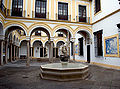 Patio del hospital de la Caridad.